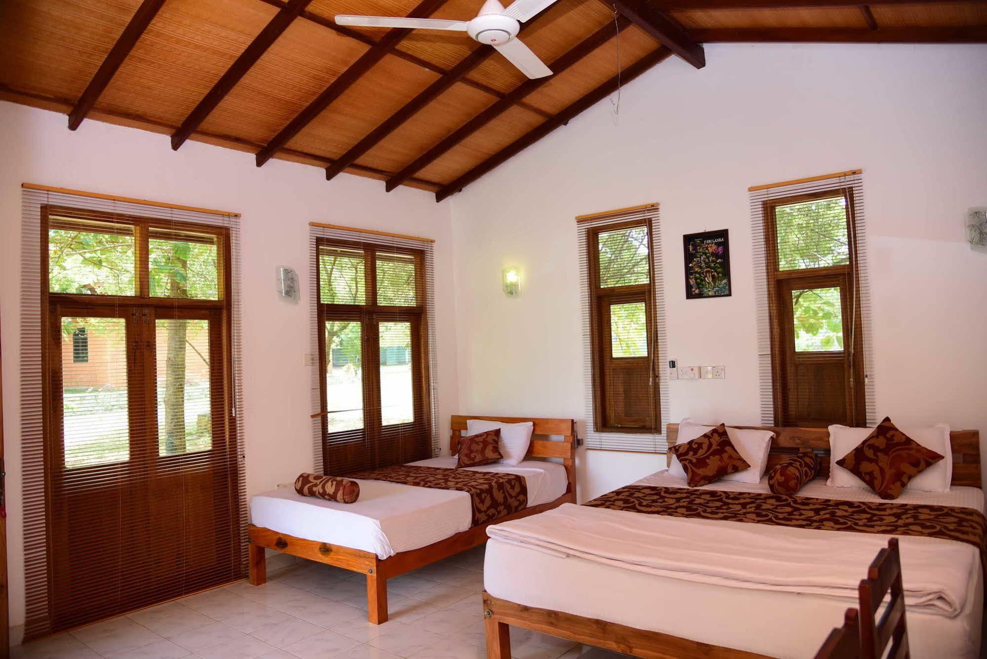 Indika Lake Resort Nuwarawewa Exterior photo